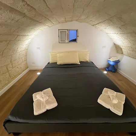 Casetta Aurora 3* Bari